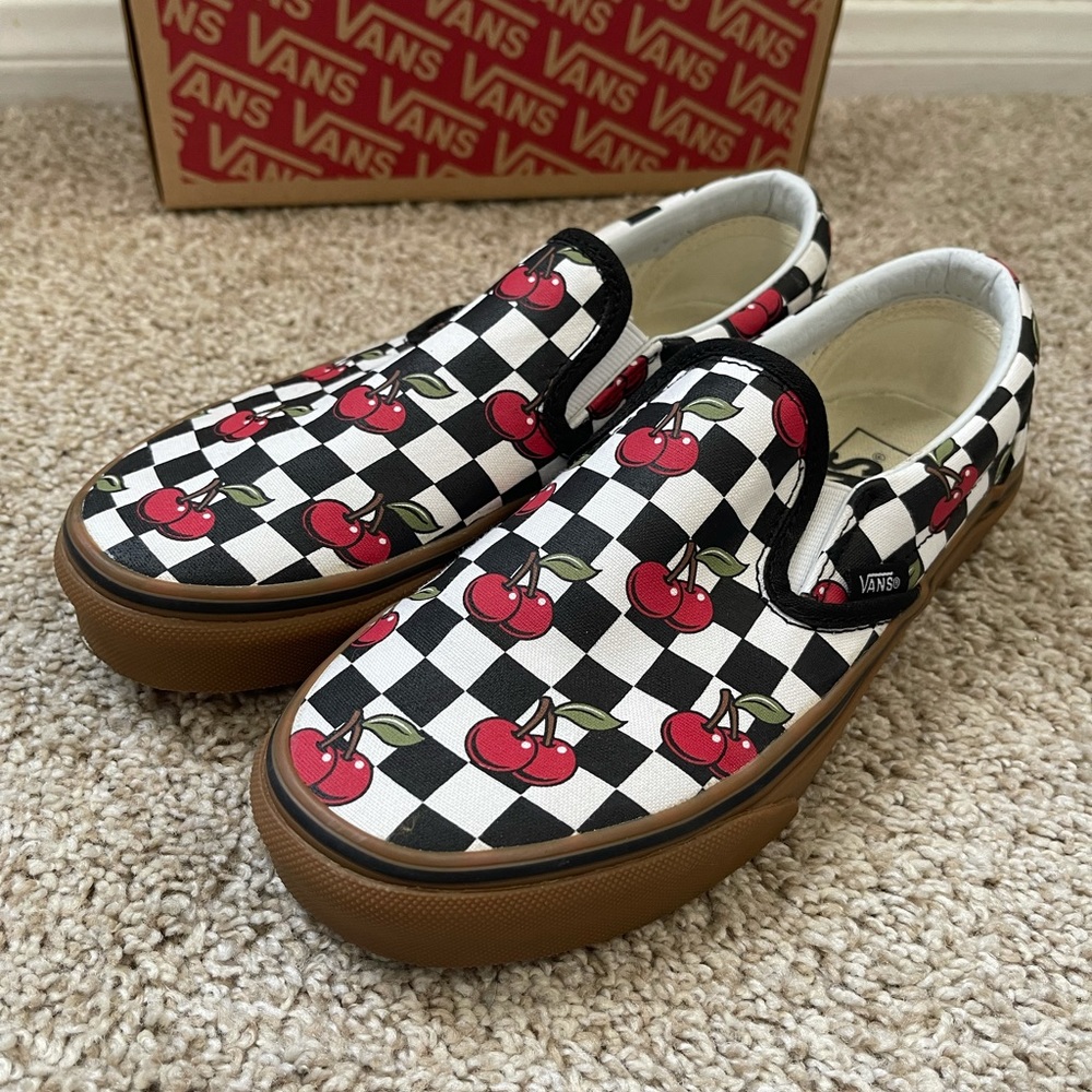 VANS Cherry Checker Gum Sole Classic Slip On 6